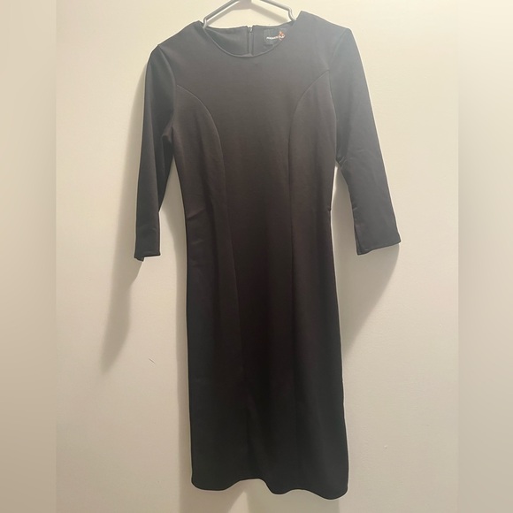 Pragmatic Play Black Form-Fitting Dress NWOT - Picture 5 of 9
